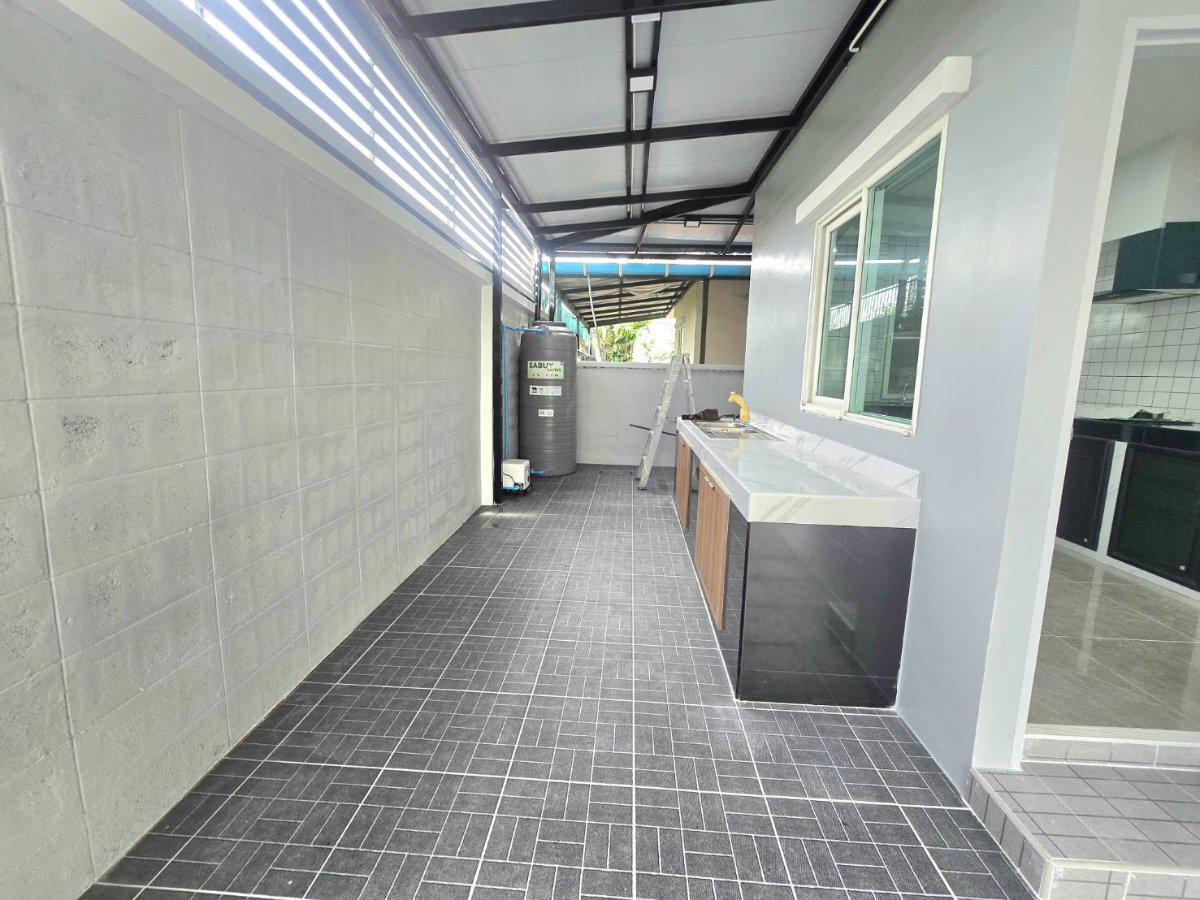 รูป บ้านแฝดเหมือนบ้านเดี่ยว ตกแต่งรีโนเวทใหม่ ทำเลดี เดินทางสะดวก หมู่บ้าน ศุภาลัยวิลล์ ถนนชลมาร์คพิจารณ์ เลียบคลองสาม ลำลูกกา ลาดสวาย ปทุมธานี - รูปที่ 15/33