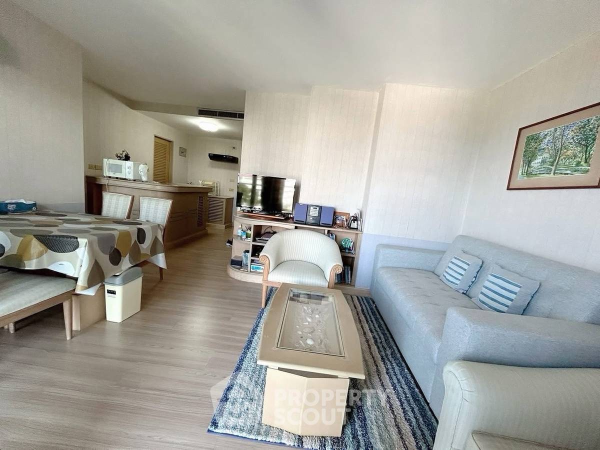 picture 2-BR Condo at Baan Rabiang Chan close to The Venezia (ID 2993158) - 8/12