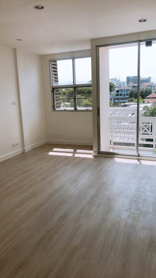 รูป 🏢HF099 | ให้เช่าโฮมออฟฟิศ 5 ระดับชั้น (รีโนเวทใหม่) เลียบด่วนเอกมัย จดทะเบียนบริษัทได้! - รูปที่ 12/13