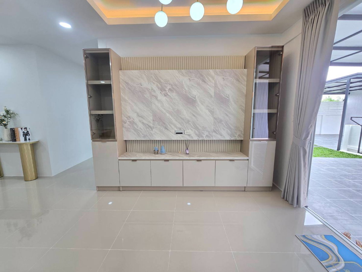 รูป บ้านเดี่ยวหลังมุมใน ทำเลดีเยี่ยม หมู่บ้าน ลลิลแลนซีโอ วงแหวน-รามอินทรา ถนนเลียบคลองสอง คลองสามวา รีโนเวทใหม่ แต่งสวยมาก พร้อมอยู่ มีเฟอร์นิเจอร์ - รูปที่ 18/49