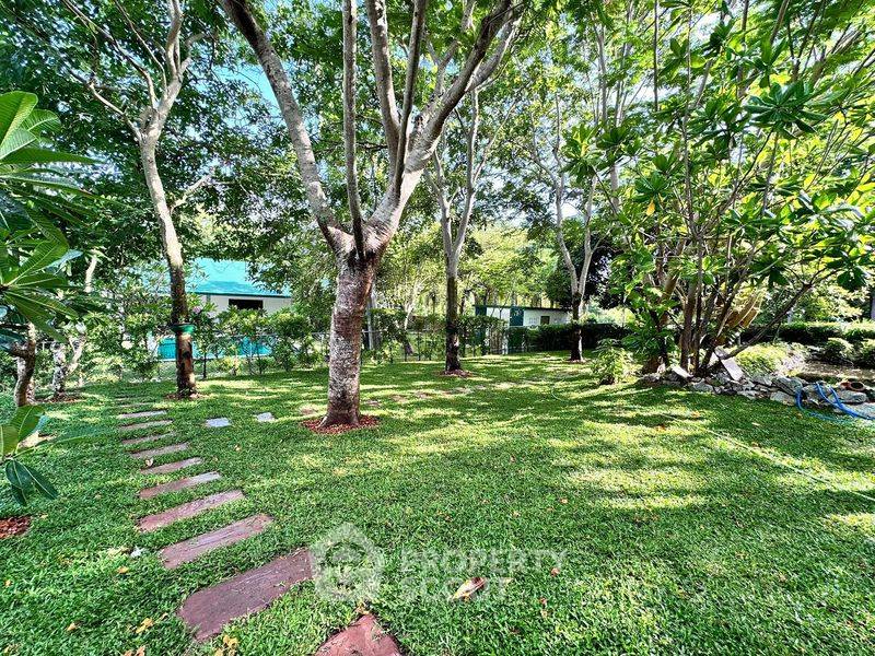 รูป วิลล่า 4-ห้องนอน ใกล้ เมืองพัทยา (ID 2993141) - รูปที่ 16/18