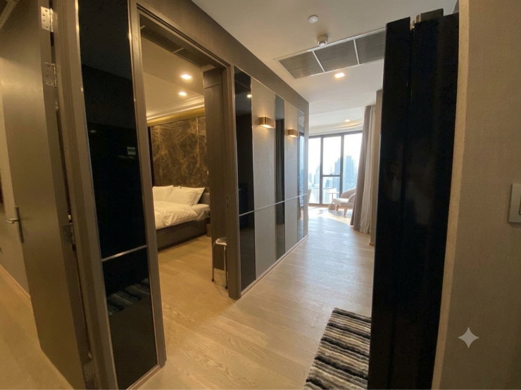 picture 𝐂𝐨𝐧𝐝𝐨 𝐀𝐬𝐡𝐭𝐨𝐧 𝐂𝐡𝐮𝐥𝐚 - 𝐒𝐢𝐥𝐨𝐦 - 5/7