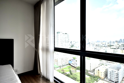 Condos for sale : Comfortable and Ready to Move-in The Issara Ladprao