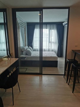 R688/For Rent: Life One Wireless Condo – Newly Renovated 1 Bed Plus on 21st Floor with Stunning Garden View