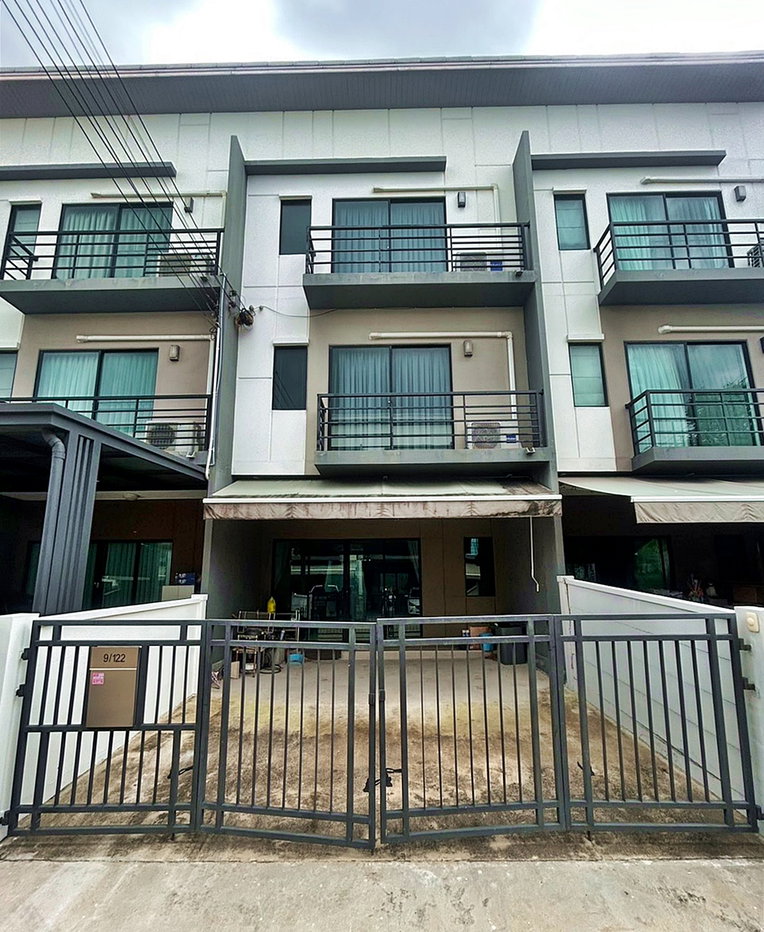 รูป ให้เช่า  ทาวน์โฮม 3 ชั้น  บ้านกลางเมือง  รามอินทรา – วัชรพล    ตกแต่งสวย   ใกล้จุดขึ้น – ลง ทางด่วนสุขาภิบาล 5 - รูปที่ 1/11