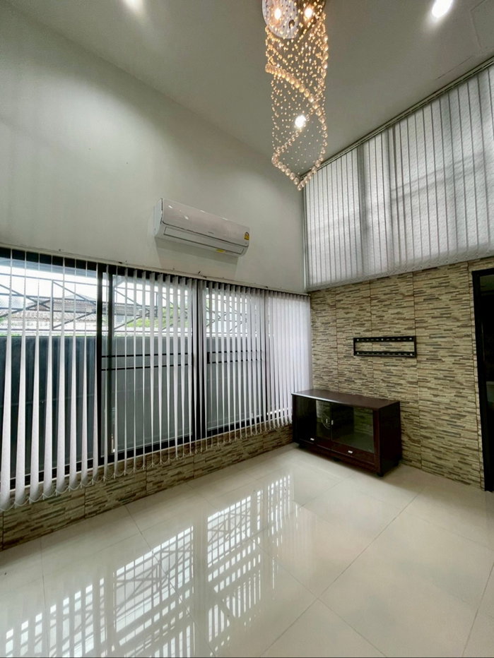 รูป ให้เช่าบ้านเดี่ยว ทำเลดี ใจกลางลาดพร้าว - รูปที่ 1/23