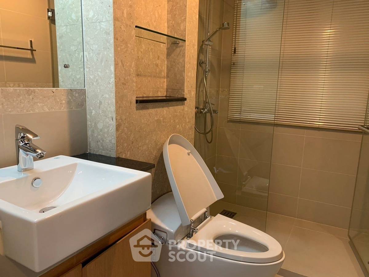 picture 3-BR Duplex at The Crest Ruamrudee near BTS Phloen Chit (ID 1527526) - 15/18