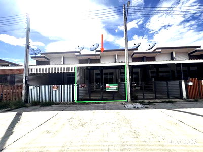 Townhouses for sale ปลวกแดง : TOWN HOUSE 19 Sq.w. Pluak Daeng Rayong for 1.1M