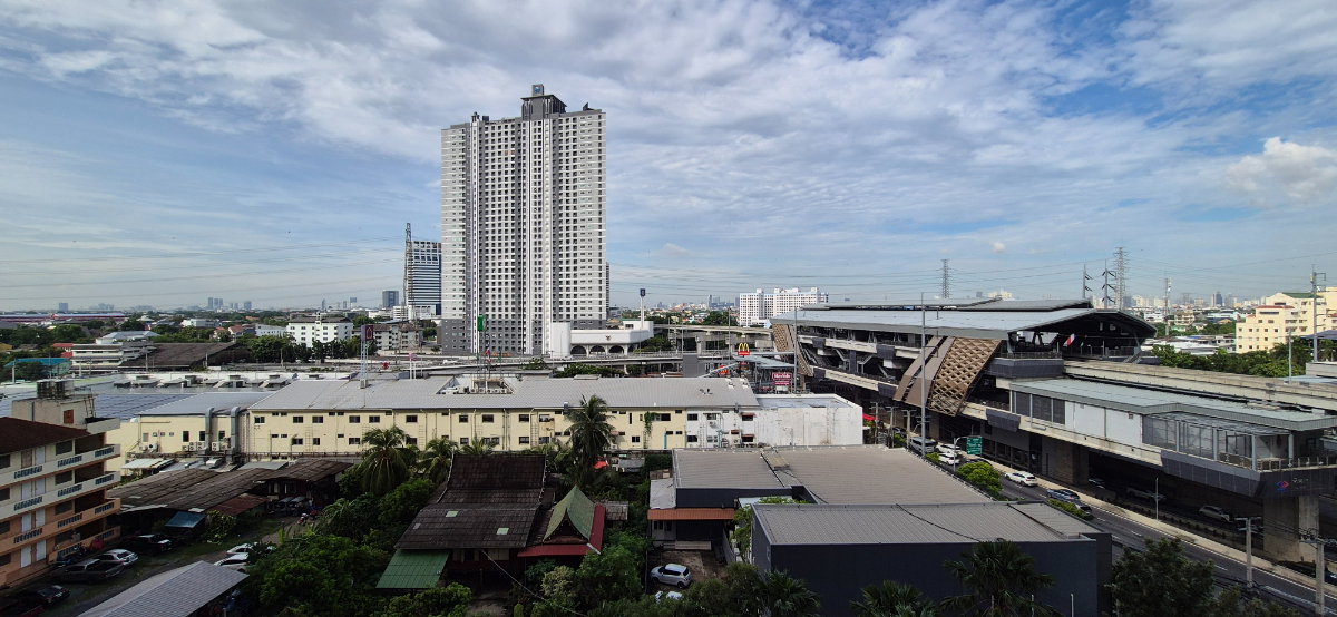 รูป ให้เช่าห้องแต่งพร้อม เฟอร์ครบ ห้องใหญ่ วิวดี ราคาถูก ใกล้ ARL และ MRT สถานีหัวหมาก - รูปที่ 16/18
