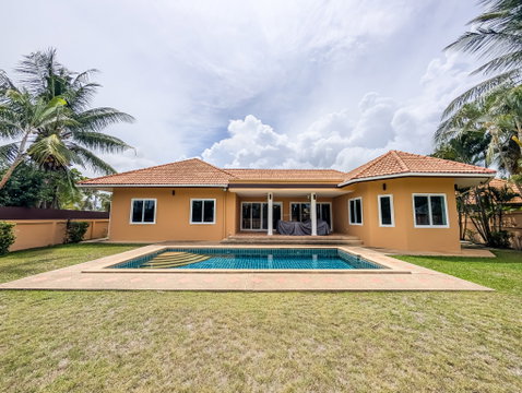 Luxury Pool Villa for Sale Huay Yai East Pattaya