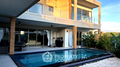 Houses for sale Thalang Phuket : New Double-Story 4-Bedroom Villa Under Construction in Pasak / Cherngtalay (ID 1556802)