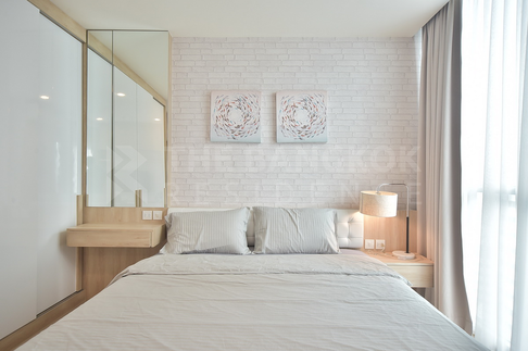 Easy Travel, Fully Utilized Space Noble Revolve Ratchada near MRT Cultural Center of Thailand Station