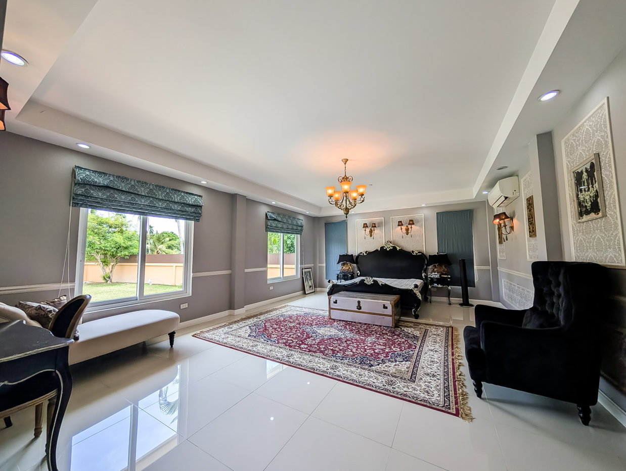 รูป Luxury Pool Villa for Sale Huay Yai East Pattaya - รูปที่ 10/20