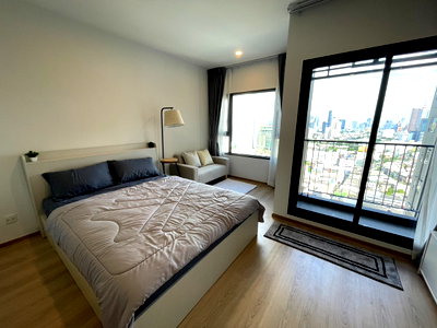 คอนโดให้เช่า : 🌆💎 FOR RENT: Life Rama 4–Asoke — HIGH-FLOOR MODERN CITY LIVING!  💰 Rental Price: 26,000 THB/month!!  