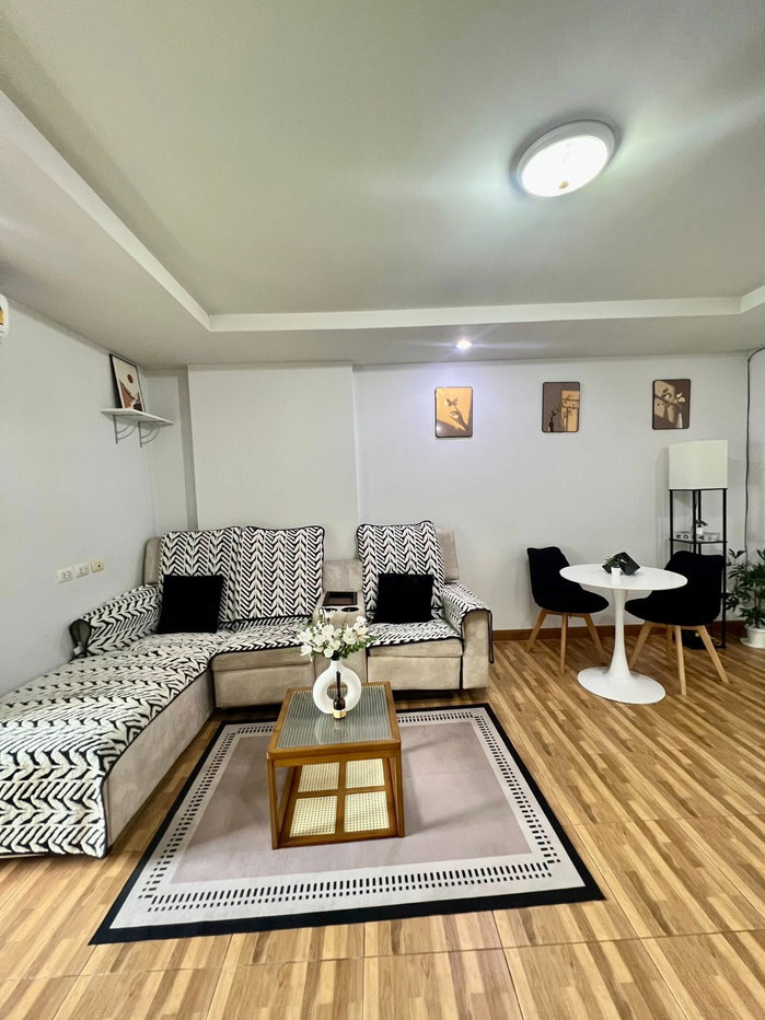 picture R705/For Rent: Happy Condo Ratchada 18 – Spacious 44 SQ.M. Unit Close to MRT Huai Khwang - 5/12