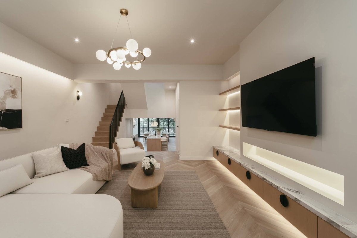 💎 Prime Location! Luxury Townhome for Rent Near Ekkamai-Thonglor | Walkable to BTS Phra Khanong | 350 sq.m.