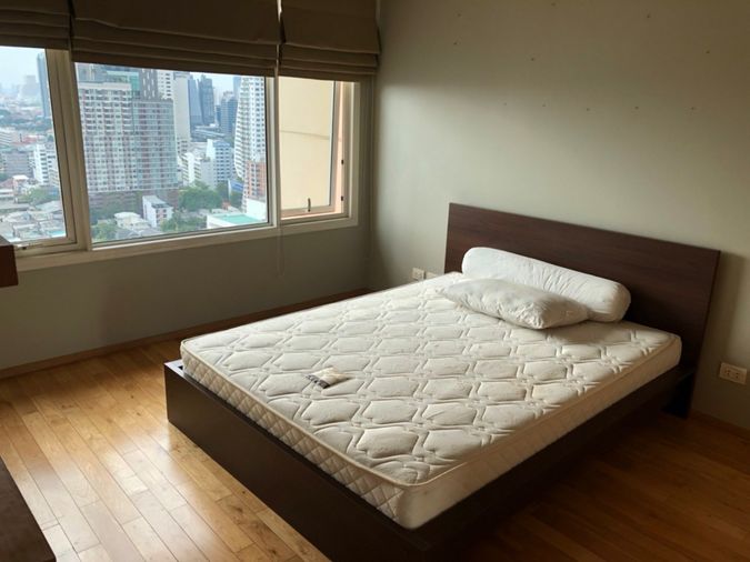 2-bed condo for rent, 105 sqm, The Empire Place