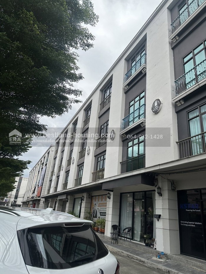 รูป ขายโฮมออฟฟิศ ชิค ดิสทริคท์ ราม 53 โฮมออฟฟิศ 4 ชั้น ตกแต่งพร้อมอยู่ เหมาะสำหรับพักอาศัยและทำธุรกิจ - รูปที่ 4/11