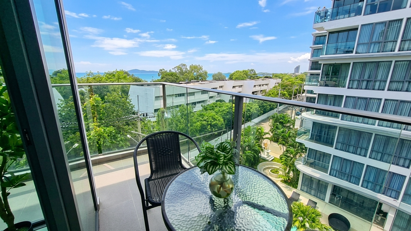 picture Sea Saran Condo Pattaya for Sale Ocean View Corner Unit - 9/12