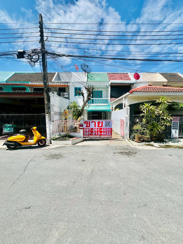 รูป ขายทาวน์เฮาส์ ต้นซอย นวมินทร์ 131 หมู่บ้านชื่นกมลนิเวศน์ 3 ติดจุดตัดแยกถนน รัชดา-รามอินทรา  - รูปที่ 2/12