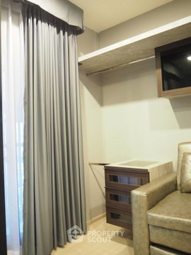 1-BR Condo At Life Asoke, 18th-Floor, 300m to ARL Makkasan (ID 386805)
