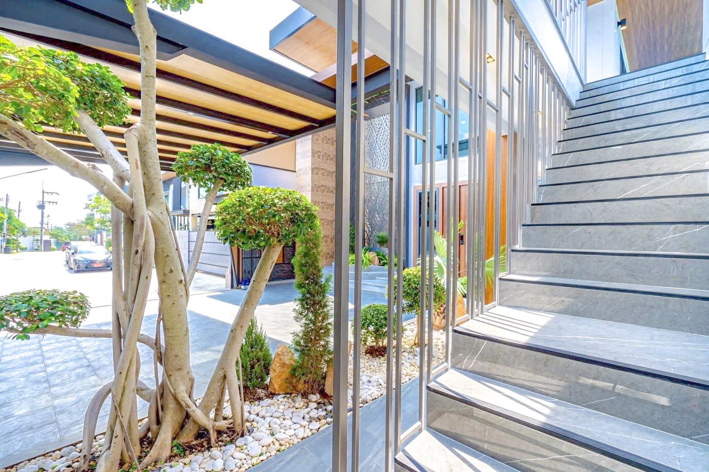 รูป Luxury Pool Villa for Sale East Pattaya - รูปที่ 10/14
