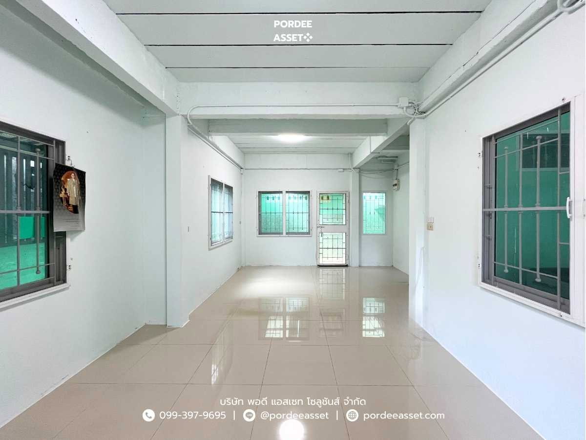รูป ทาวน์โฮม 2 ชั้น หมู่บ้านบัวทองธานี (ขนาด 24 ตร.ว.) หลังริม บางบัวทอง นนทบุรี : Buathong Thani - รูปที่ 3/20