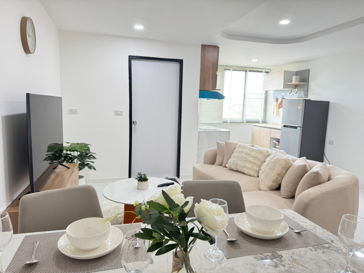รูป 🏢แอร์พอร์ตโฮม คอนโดมิเนียม Airporthome Condo ทำเลดีโซนสุเทพ - รูปที่ 3/12