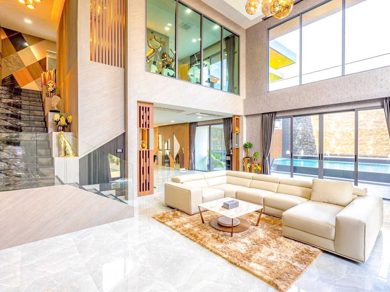 รูป Luxury Pool Villa for Sale East Pattaya - รูปที่ 2/14