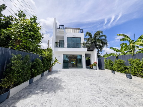 House for Sale Huay Yai Pattaya 3 Bedroom Family Home