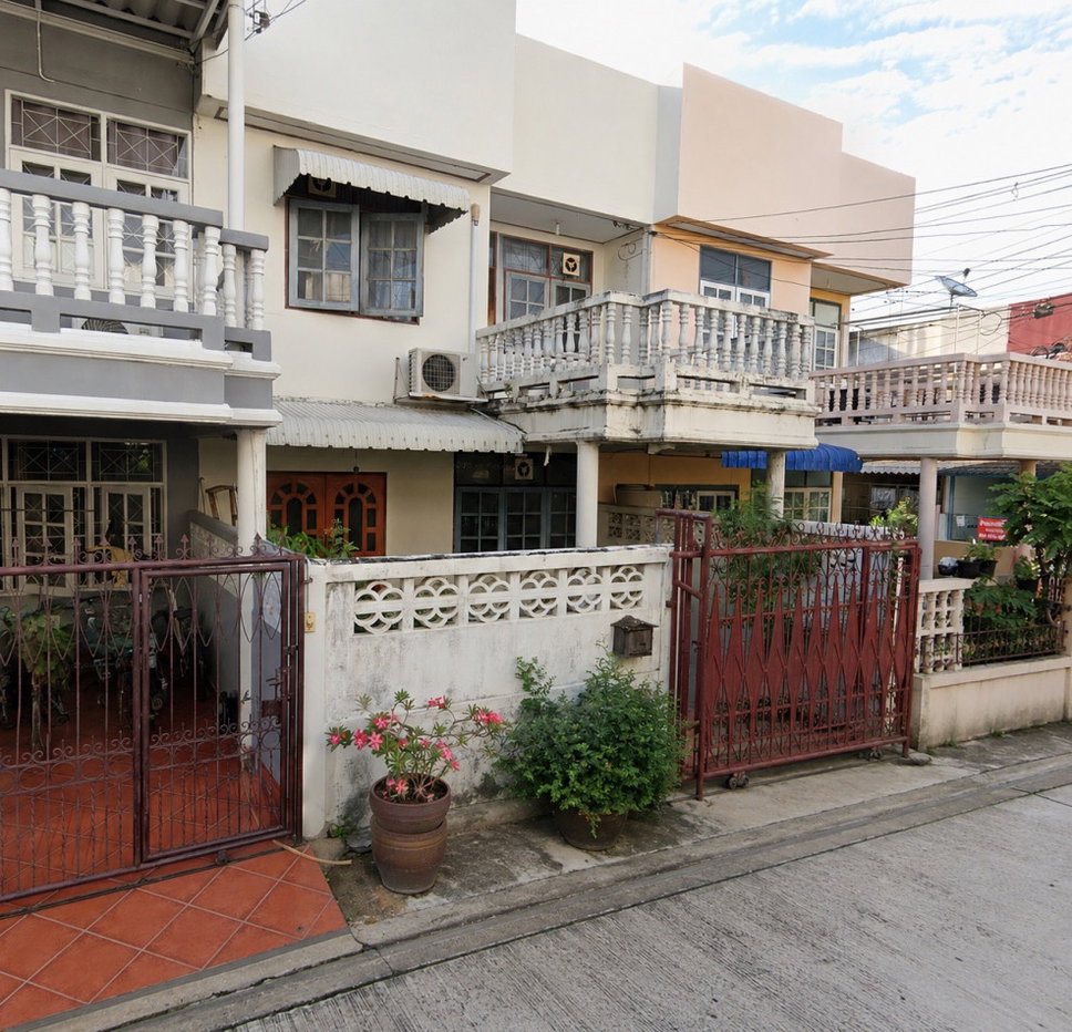 รูป ขายทาวน์เฮาส์ 2 ชั้น หมู่บ้านรุ่งเรืองเฮ้าส์ 21 ตร.ว. ซอยพหลโยธิน 54 - รูปที่ 2/10