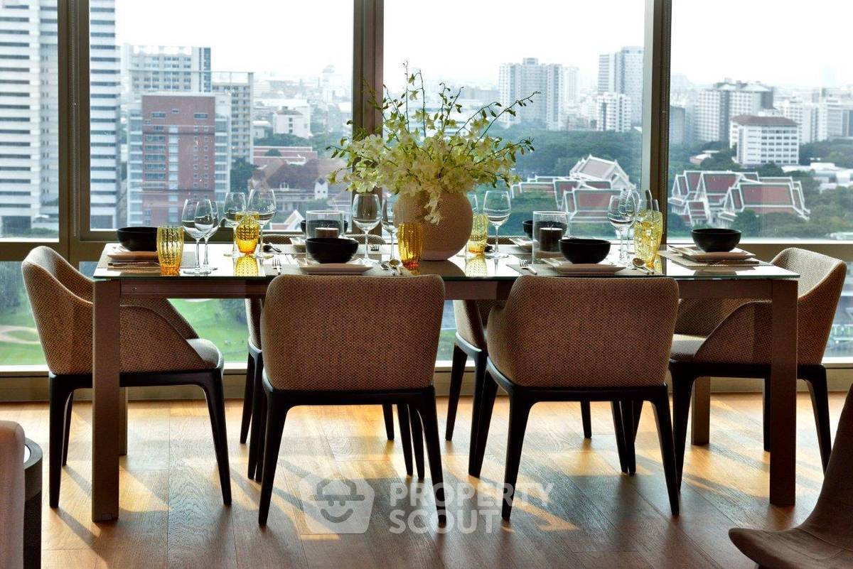 picture 2-BR Condo at 185 Rajadamri near BTS Ratchadamri (ID 511497) - 4/13