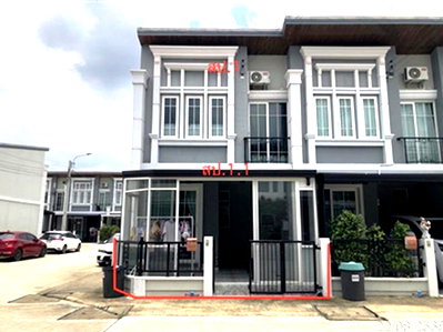 Townhouses for sale Wat Phraya Suren : TOWN HOUSE 16.6 Sq.w. Bang Khen Bangkok for 3M