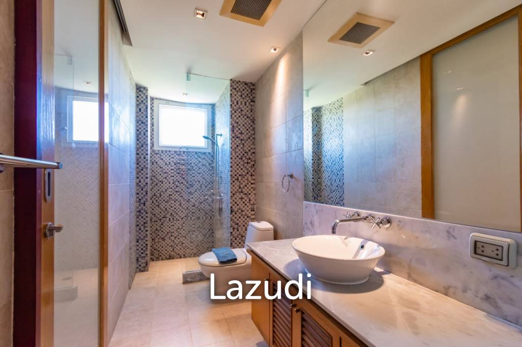 picture BLUE LAGOON : 2 Bed Pool View Condo - 18/21