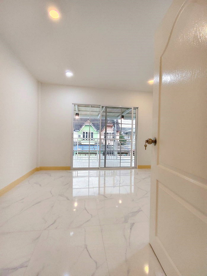 รูป บ้านสวย พร้อมอยู่ #หมู่บ้านร่มเงาไม้ บางบัวทอง ติดถนนวัดลาดปลาดุก - รูปที่ 19/26