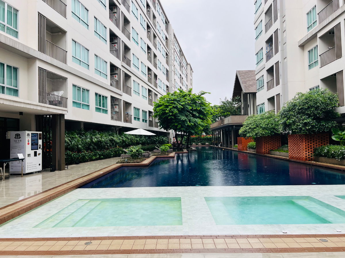 รูป ✅ให้เช่า ดีคอนโดริน วิวสระ ชั้น2 แบบ 1ห้องนอน 12,000บาท ☎️064-792-4426(เบญ) - รูปที่ 13/14