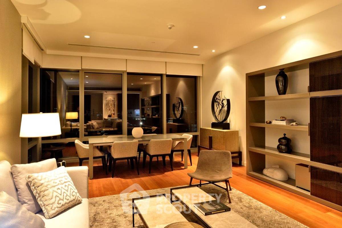 picture 2-BR Condo at 185 Rajadamri near BTS Ratchadamri (ID 511497) - 2/13