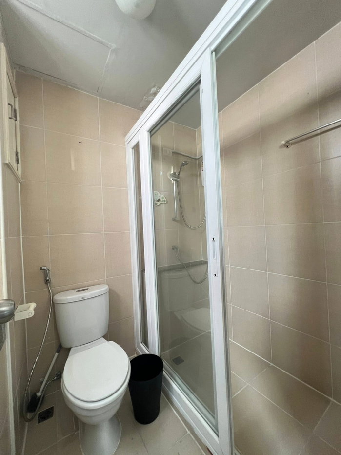picture R705/For Rent: Happy Condo Ratchada 18 – Spacious 44 SQ.M. Unit Close to MRT Huai Khwang - 3/12