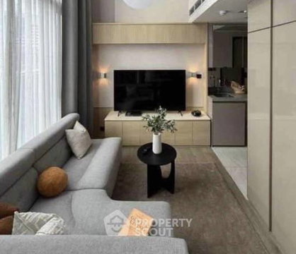 1-BR Condo at The Crest Park Residences near MRT Phahon Yothin (ID 2993079)