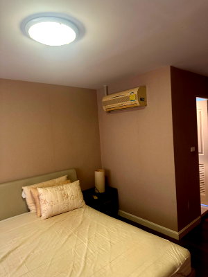 Condos for rent : P-1977 Spacious Family Unit! Belle Park Residence Near BRT Thanon Chan 25,000 THB/Month | Line Id: @easycondoplus | 099-229-6397
