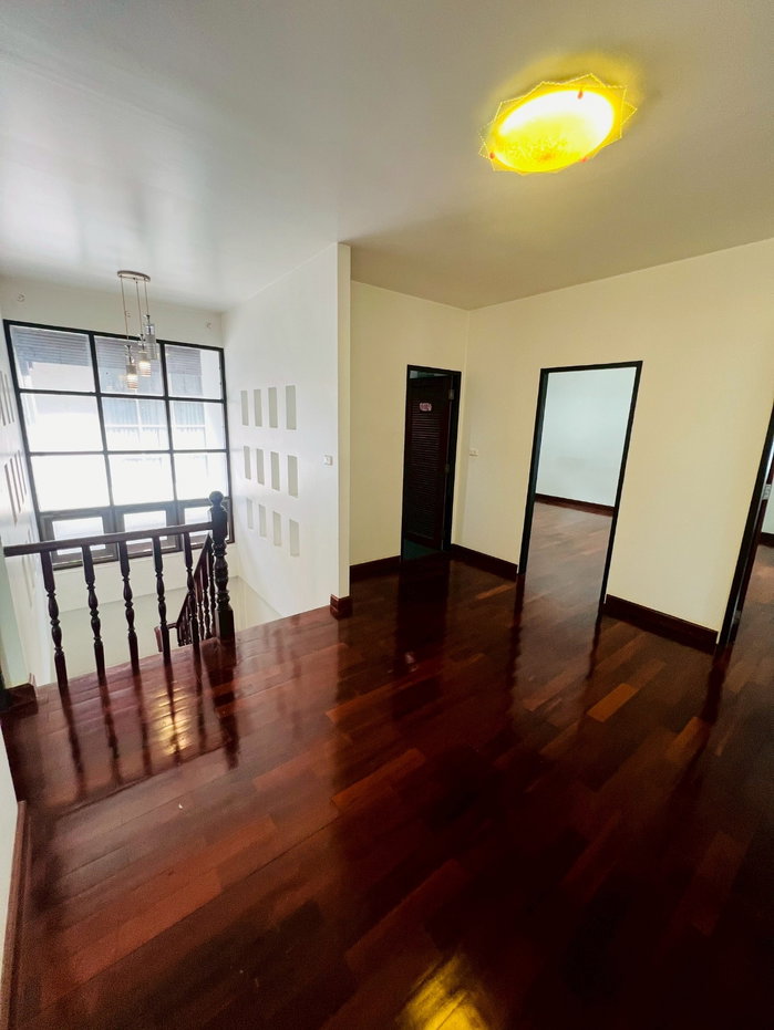 รูป ขายบ้านเดี่ยว 60 วา ติวานนท์38 ใกล้สนามบินน้ำ สี่แยกแคราย ติดรถไฟฟ้าสีชมพู - รูปที่ 8/9