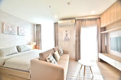 Condos for rent : Easy Travel, Fully Utilized Space Noble Revolve Ratchada near MRT Cultural Center of Thailand Station