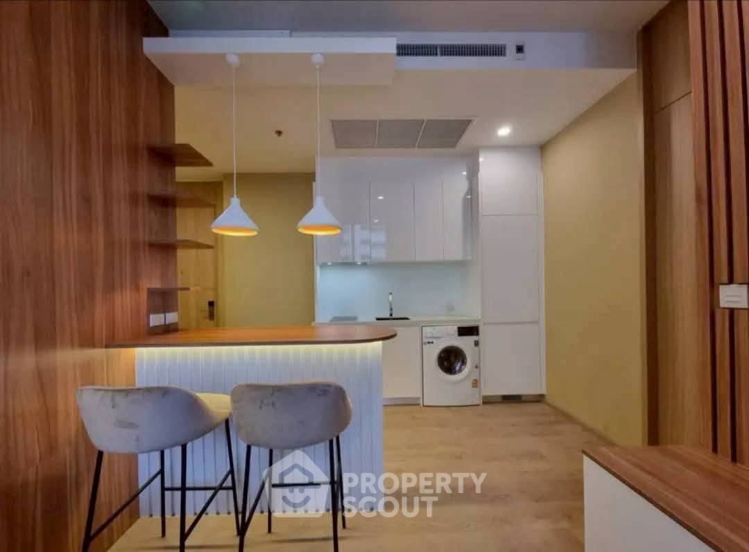 รูป คอนโด 1-ห้องนอน ที่ โนเบิล บีอี ไนน์ทีน สุขุมวิท ใกล้ BTS นานา (ID 2998012) - รูปที่ 2/9