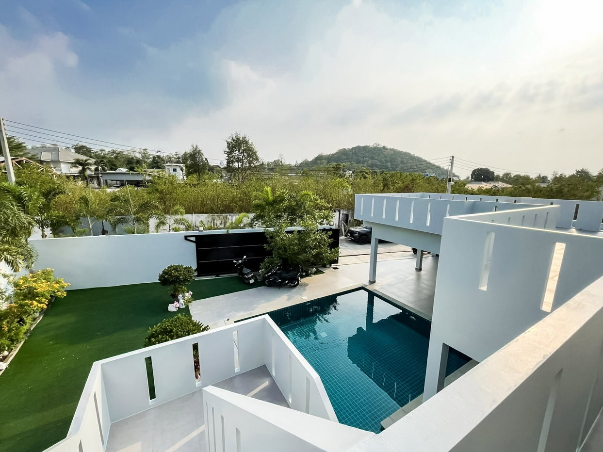 รูป Pool Villa for Sale Thung Klom East Pattaya 3 Bedroom - รูปที่ 23/23