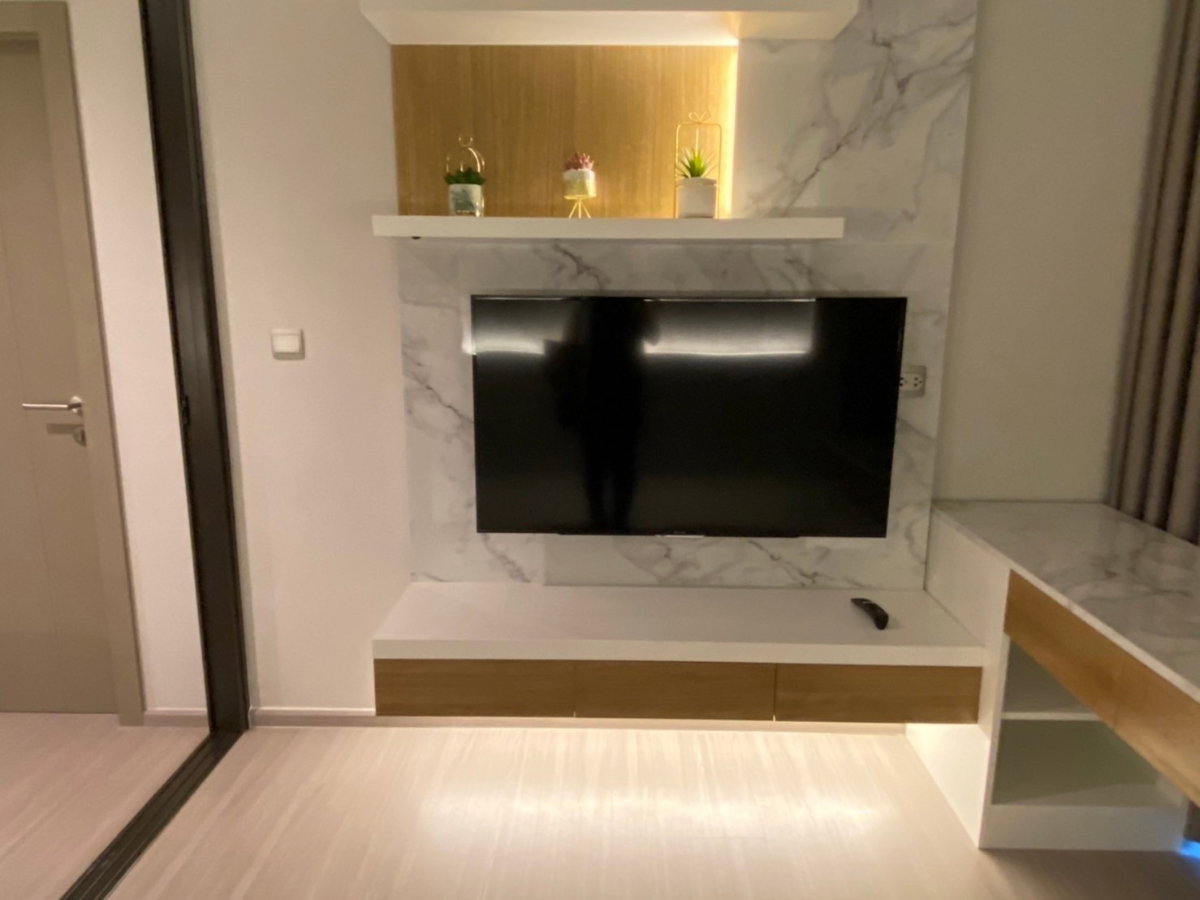 รูป *** ให้เช่าคอนโด : ไลฟ์ อโศก-พระราม9 1 Bedplus ห้องสวย ชั้นสูง บิวท์อินจัดเต็ม ใกล้MRT พระราม9 (Life Asoke-Rama 9) ***  - รูปที่ 2/9