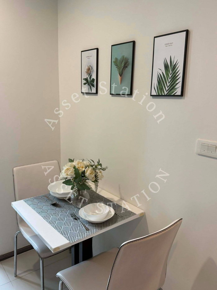 picture ðâĻHot condo! The Base Park West Sukhumvit 77, ready to move in. Beautifully decorated unit, near BTS On Nut ð
- 7/11