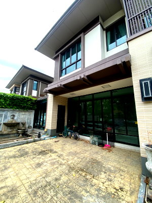 บ้านเดี่ยวให้เช่า : ให้เช่า/Rent บ้านเดี่ยว เศรษฐสิริ วัชรพล 3 ห้องนอน อยู่ตรงข้ามสวน 