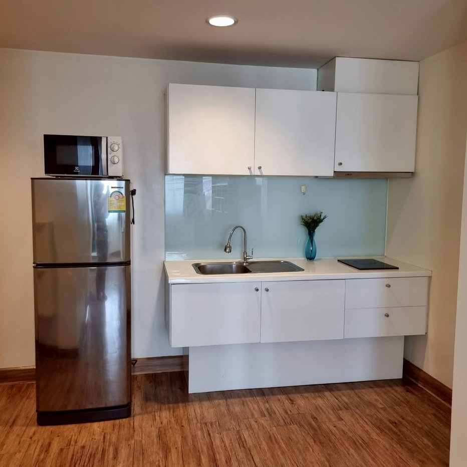 picture 🔥 FOR SALE J.W. Boulevard Srivara | Near the BTS Yellow Line - 9/17