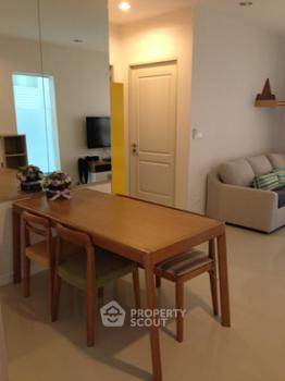 รูป คอนโด 2-ห้องนอน ที่ คิว. เฮ้าส์ สาทร ใกล้ BTS กรุงธนบุรี (ID 857880) - รูปที่ 2/12