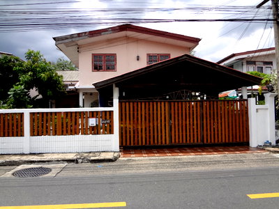 ขายบ้านเดี่ยว : บ้านเดี่ยว2ชั้นหมู่บ้านทอรุ้งซ.นวมินทร์111บึงกุ่มพื้นที่71ตารางวา ออกถนนใหญ่เพียง200ม.ก่อนแยกประเสริฐมนูกิจ-เกษตร นวมินทร์ ใก้ลลห้างเซ็นทรัลอีสต์วิลล์